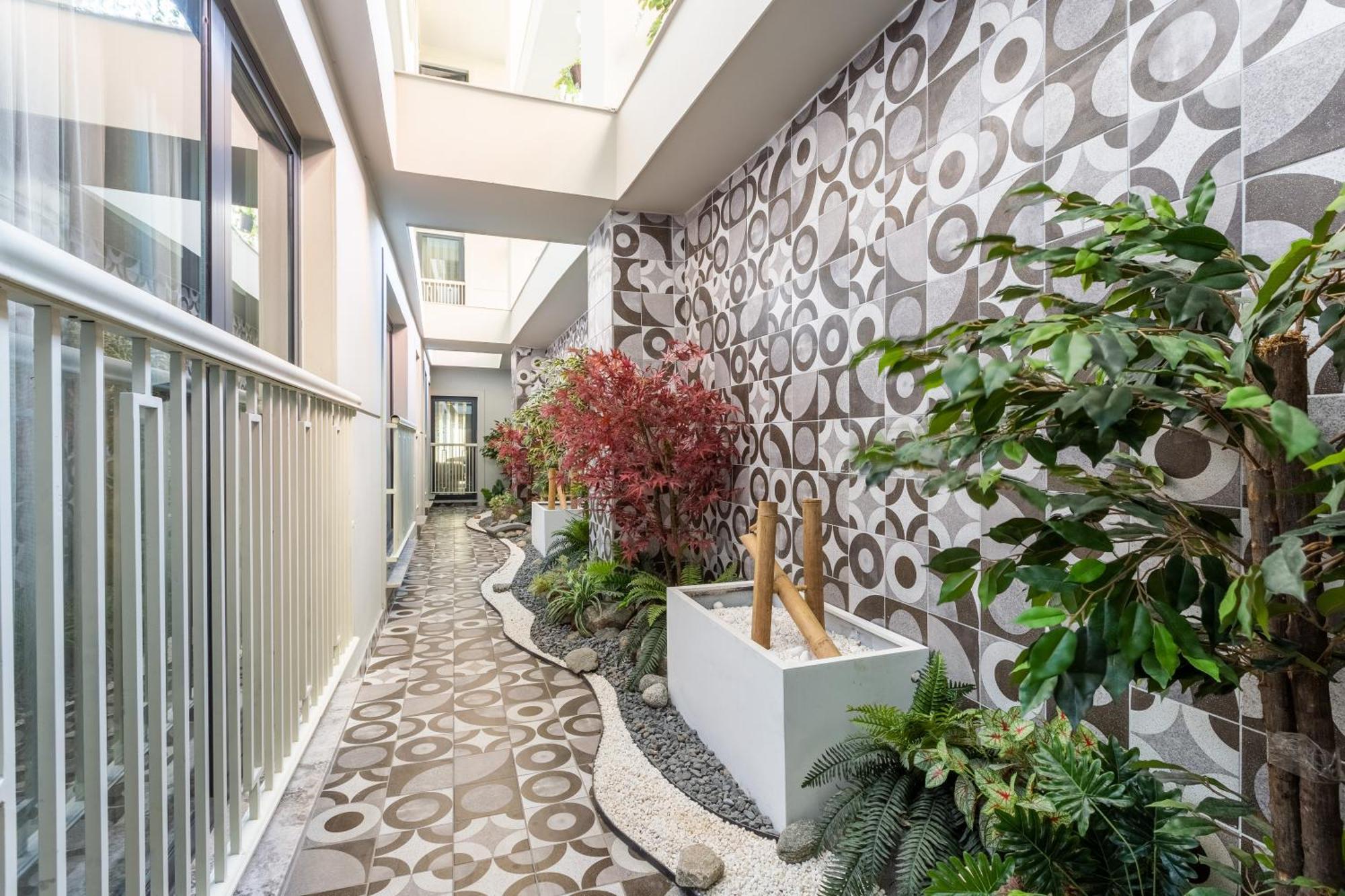 Stayso The House Hotel Istanbul Exterior photo Interior of the hotel
